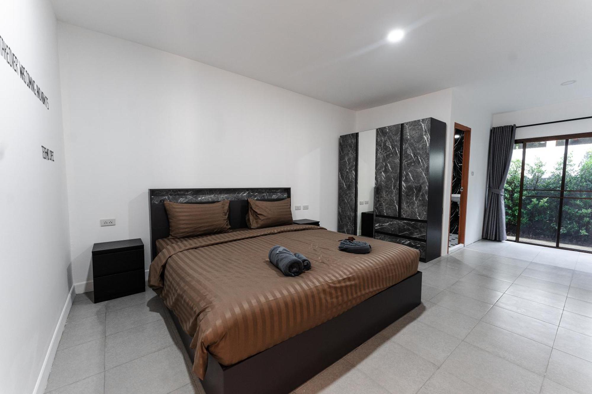 Apollo Hotel Chalong Ban Suan  Bagian luar foto